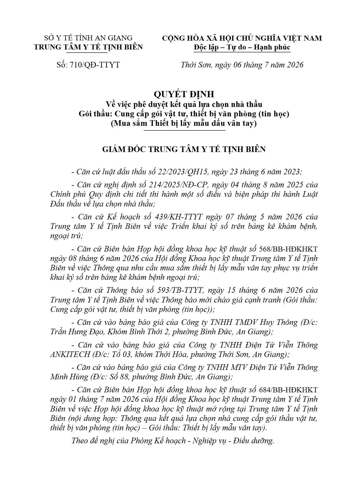 Quyet dinh lua chon thau may van tay.signed page 1