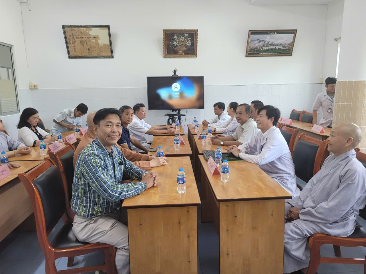 buoi vien thăm1